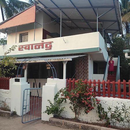 Ratnāgiri Swanand Home Stay מראה חיצוני תמונה
