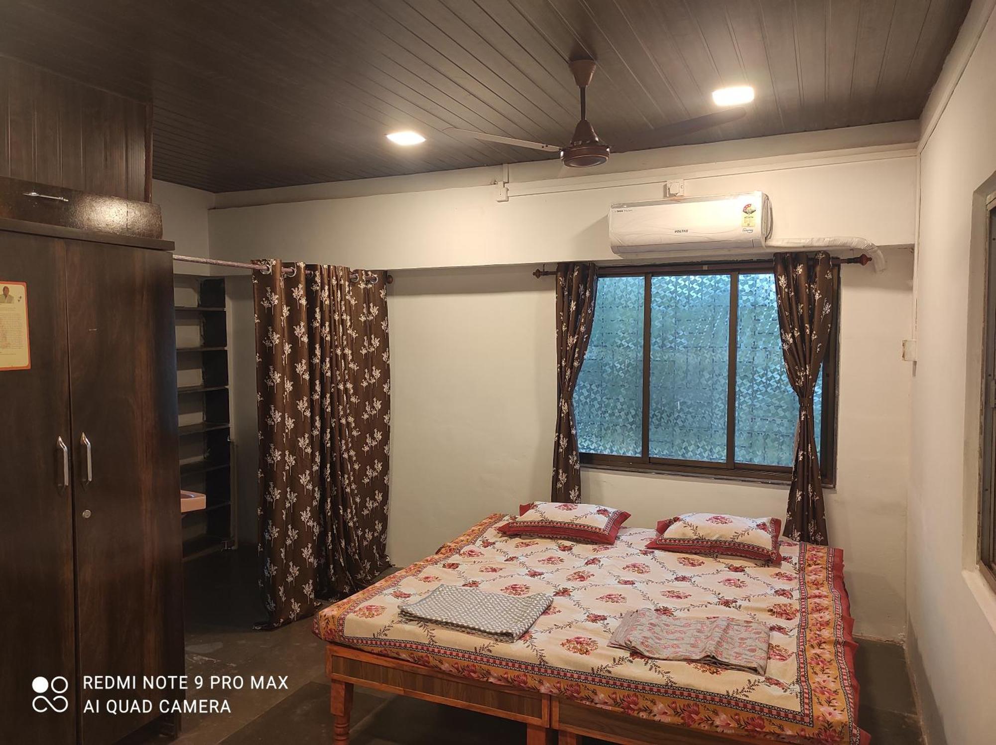 Ratnāgiri Swanand Home Stay מראה חיצוני תמונה