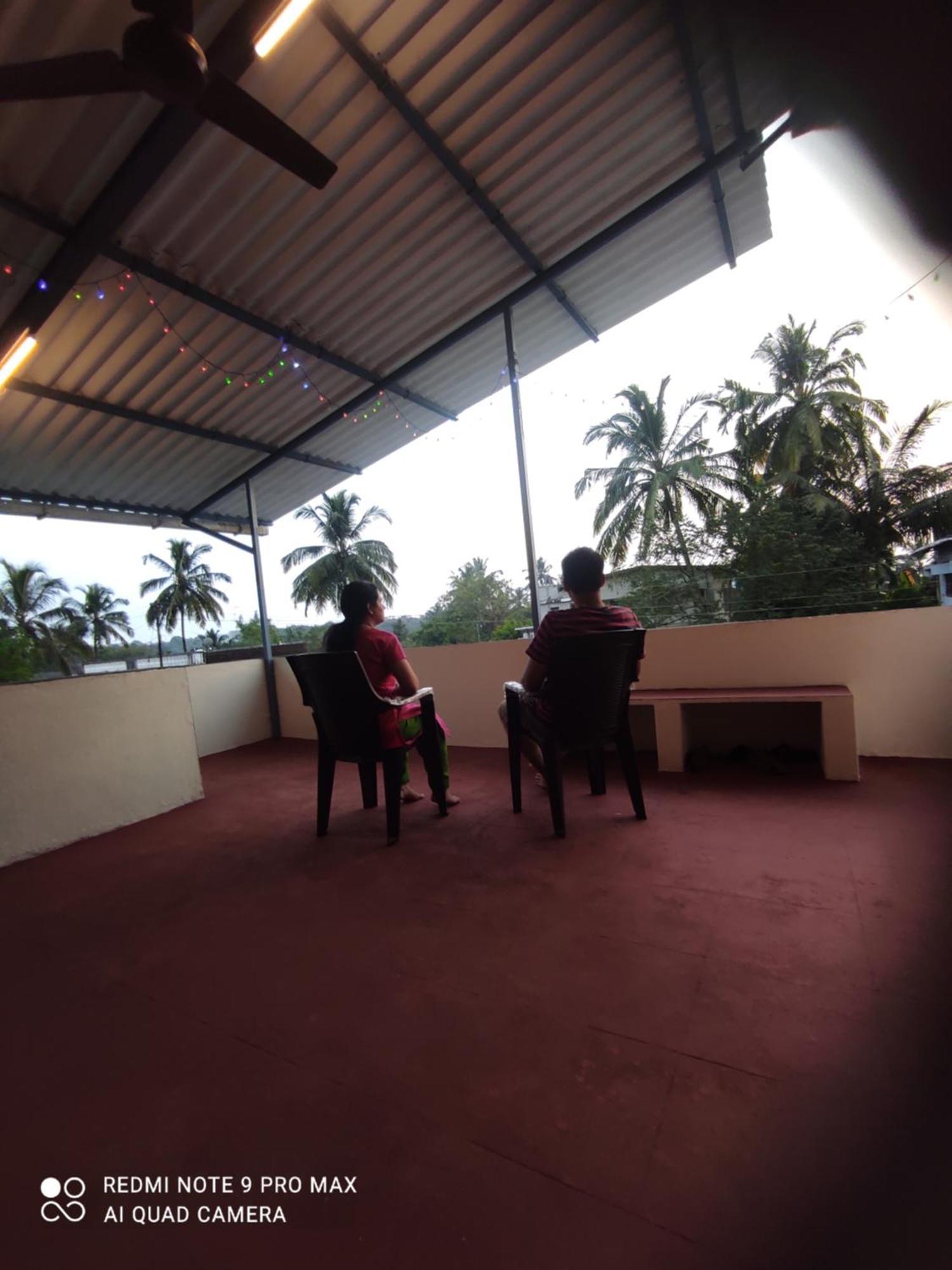 Ratnāgiri Swanand Home Stay מראה חיצוני תמונה