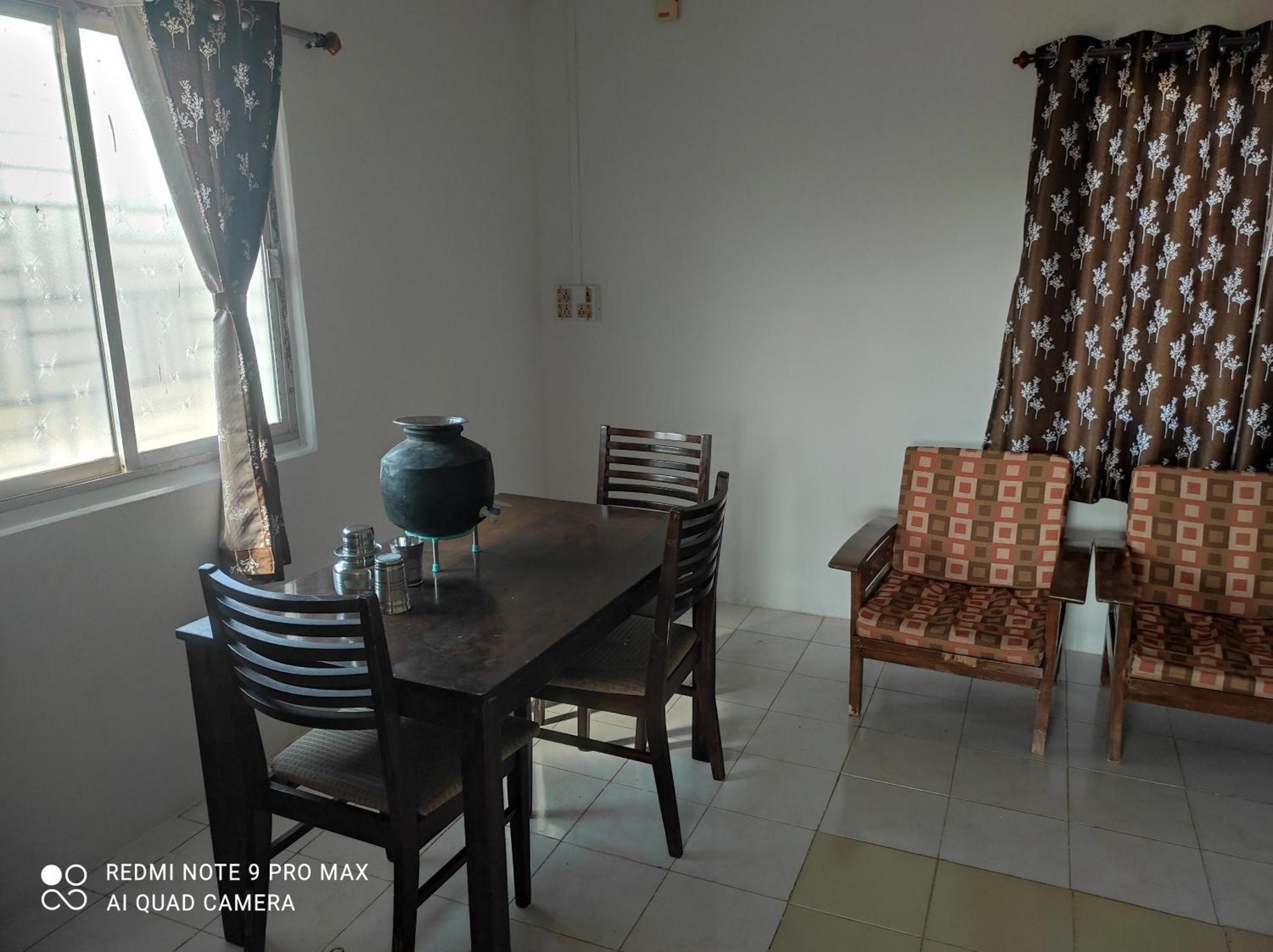 Ratnāgiri Swanand Home Stay מראה חיצוני תמונה