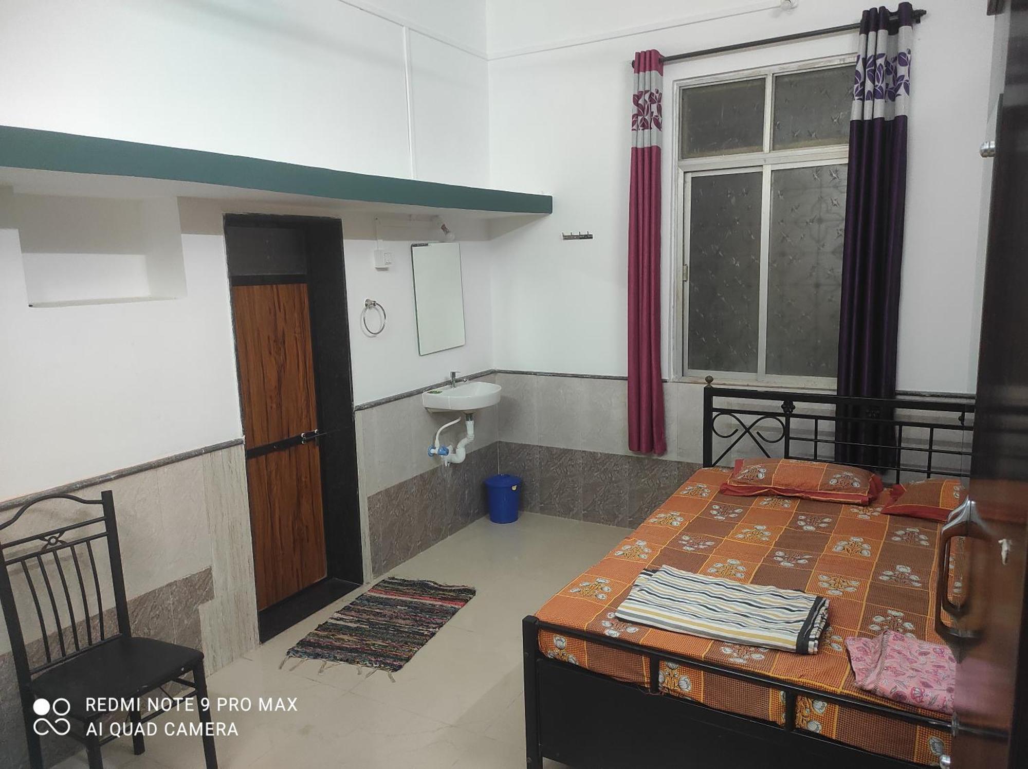 Ratnāgiri Swanand Home Stay מראה חיצוני תמונה