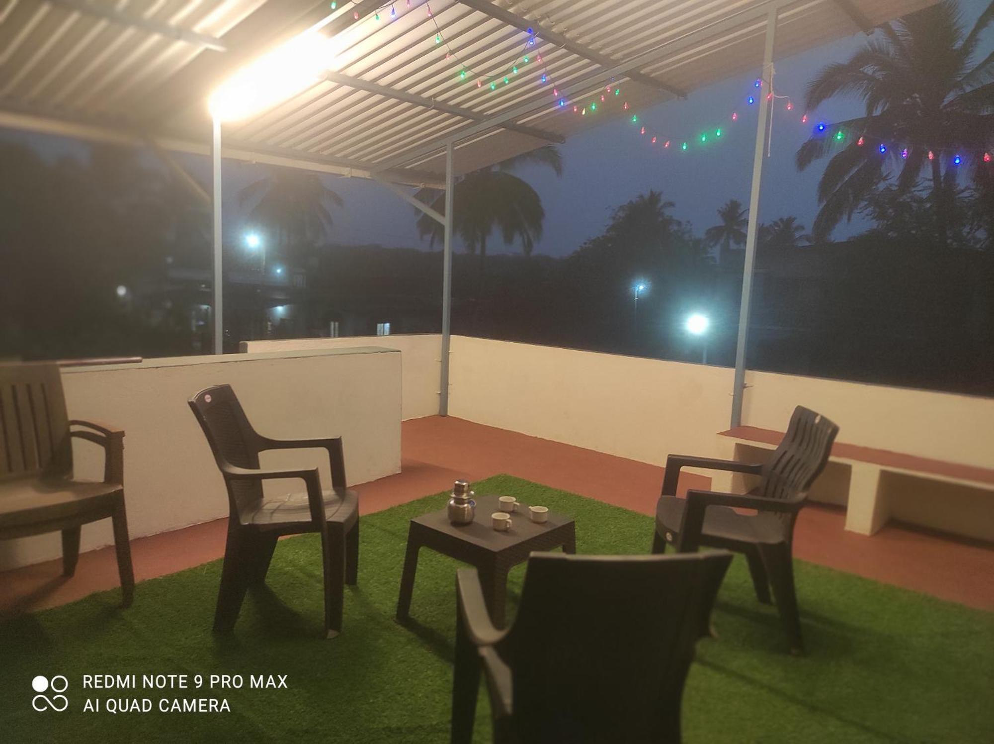 Ratnāgiri Swanand Home Stay מראה חיצוני תמונה